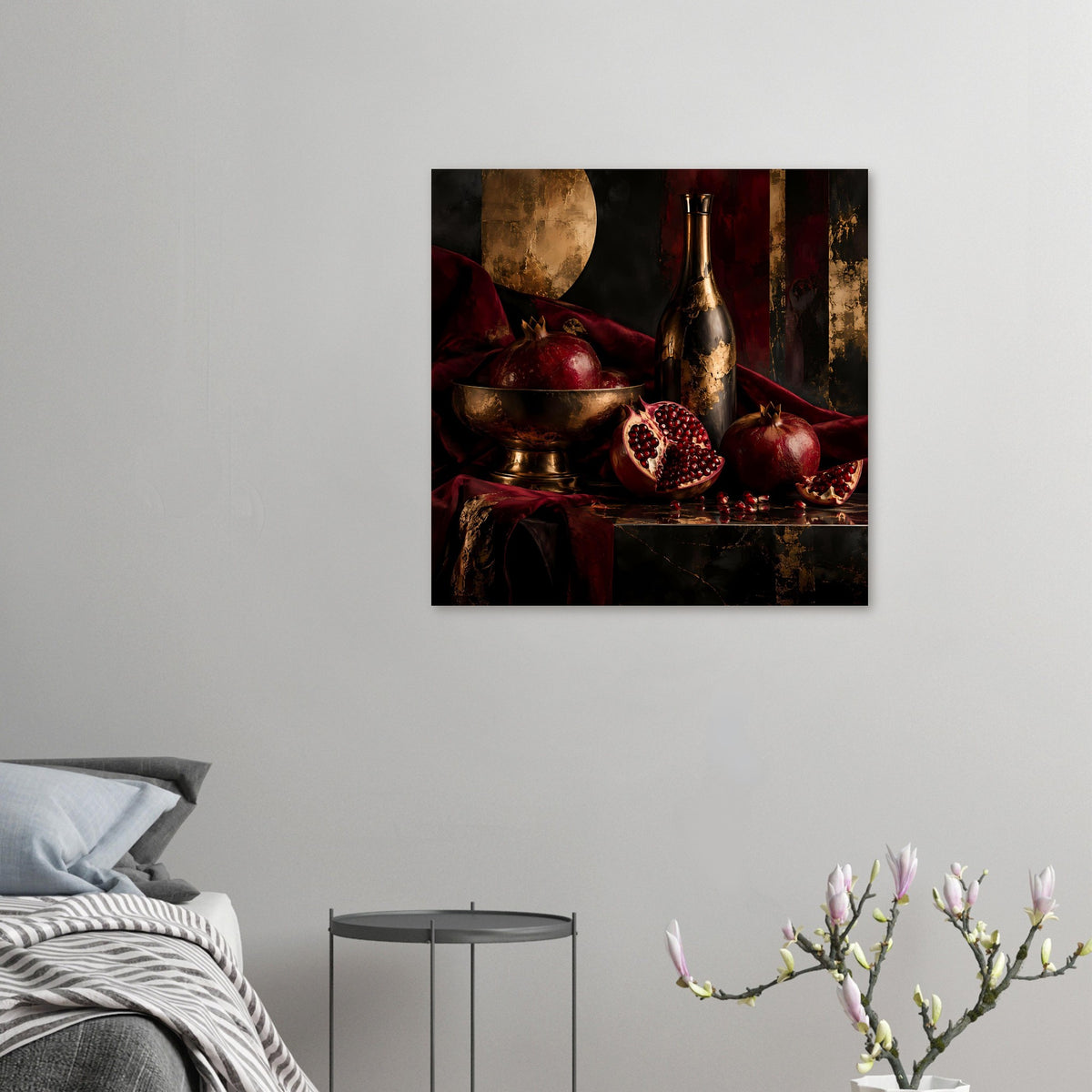 Poster mit Granatapfel-Stillleben: Flasche, Schale und rote Granatäpfel im Querformat