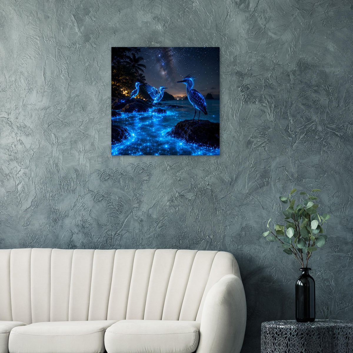Kleines Poster mit leuchtend blauen Nachtvögeln über sternenklarem Wasser