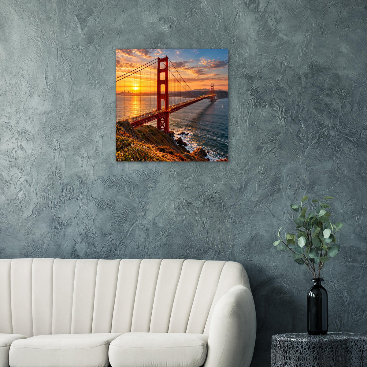 Wandposter: Golden Gate Bridge bei Sonnenuntergang mit rotem Brückenturm