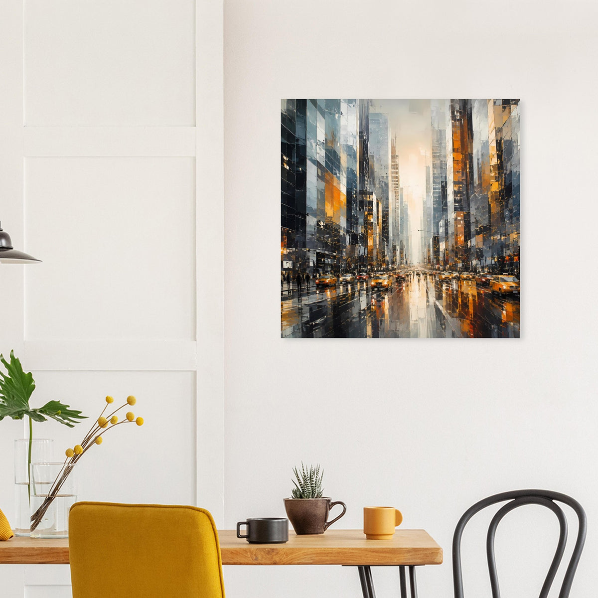 Quadratisches Wandposter mit Großstadt-Straße bei Nacht und gelben Taxis