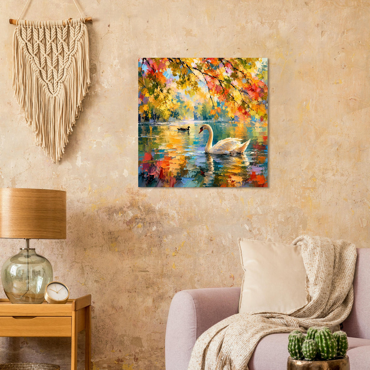 Poster mit Schwanenpaar auf Wasser, umgeben von buntem Herbstlaub