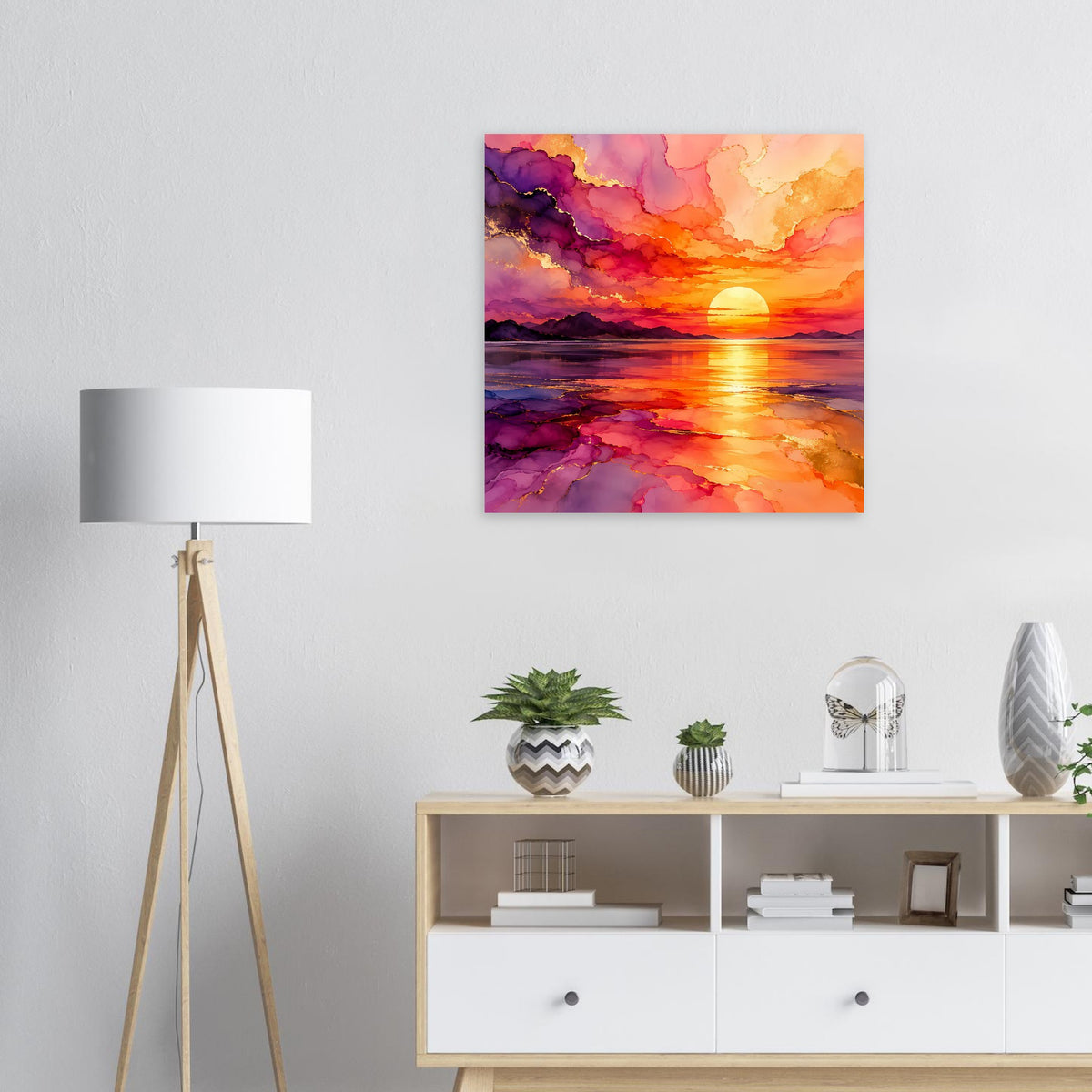 Quadratisches Poster mit leuchtendem Sonnenuntergang in Violett, Orange und Gold