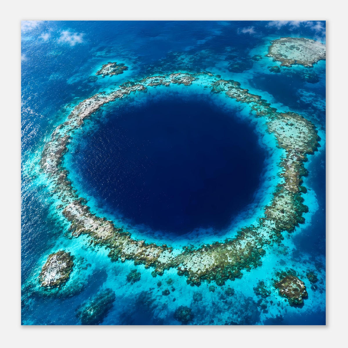 Poster Querformat: große ringförmige Senke im Meer mit Korallenkranz