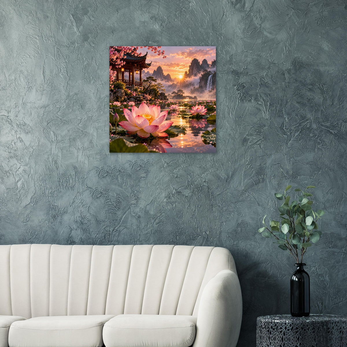Quadratisches Poster an blauer Wand: pinke Lotusblüten, Tempel und Sonnenuntergang