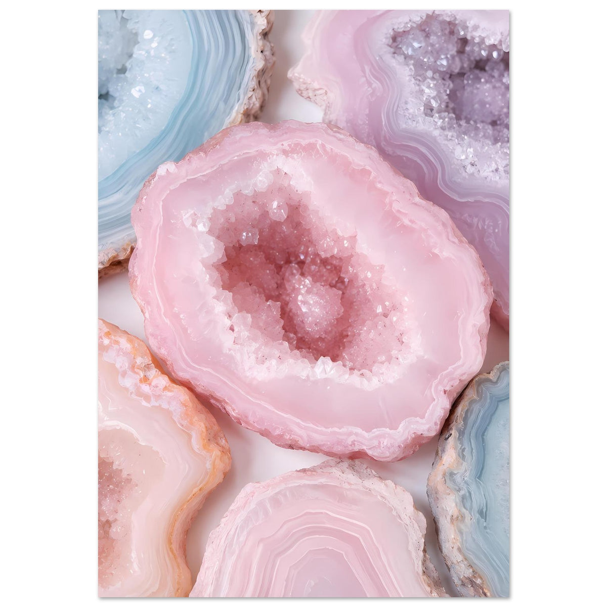Poster mit rosa Kristallgeode und blauem Achat links, lila Drûse rechts