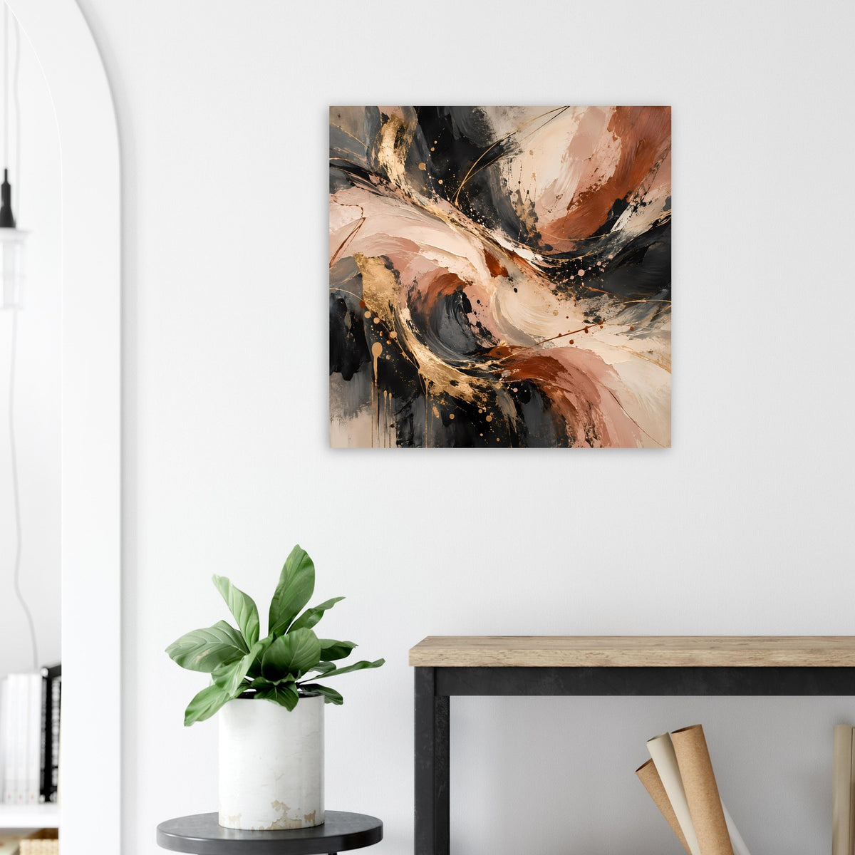 Abstraktes Kunstposter mit warmem Erdtongemisch aus Beige, Rostbraun und dunklen Pinselstrichen
