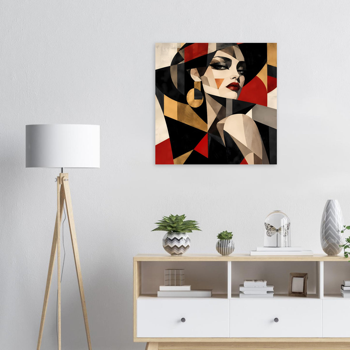Quadratisches Leinwandbild mit kubistischem Frauenporträt in Rot, Schwarz und Gold