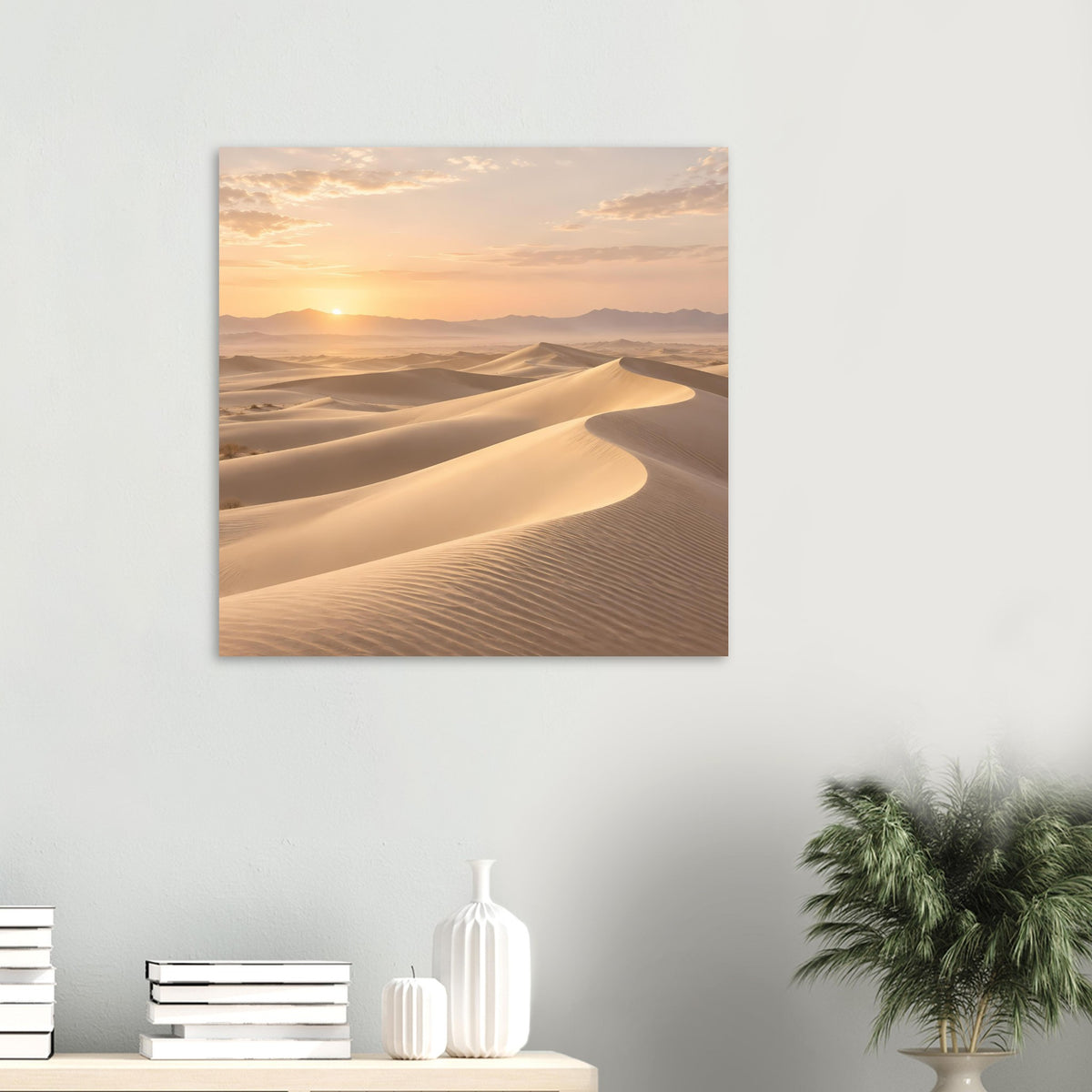 Wüstenposter mit goldenen Sanddünen und Sonnenaufgang am Horizont