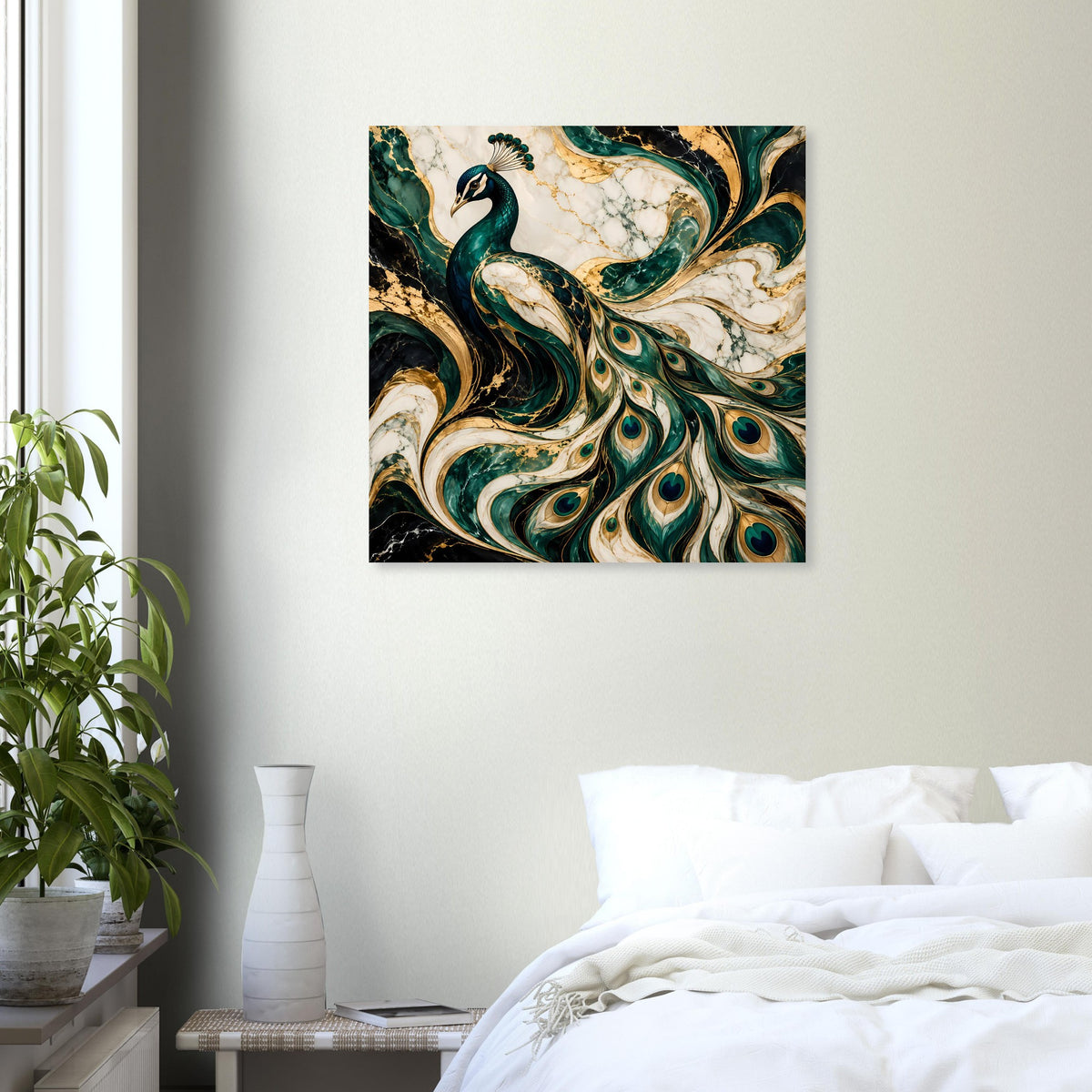 Wandposter mit Pfau-Motiv in Smaragdgrün, Gold und cremefarbenen Marmorwirbeln