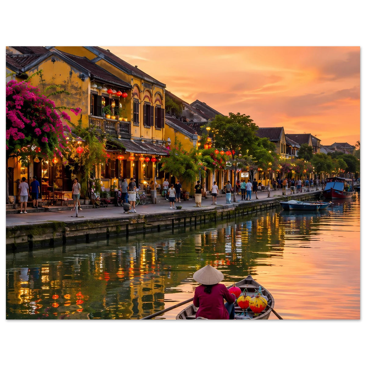 Poster mit Flusskanal bei Sonnenuntergang, beleuchtete Gasse und Boot am rechten Rand