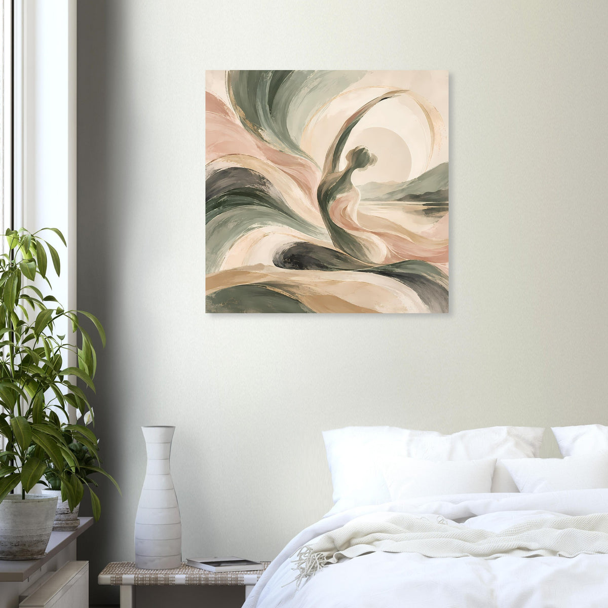 Quadratisches abstraktes Kunstposter mit organischen Wirbeln in Grün, Beige und Creme auf hellem Grund.