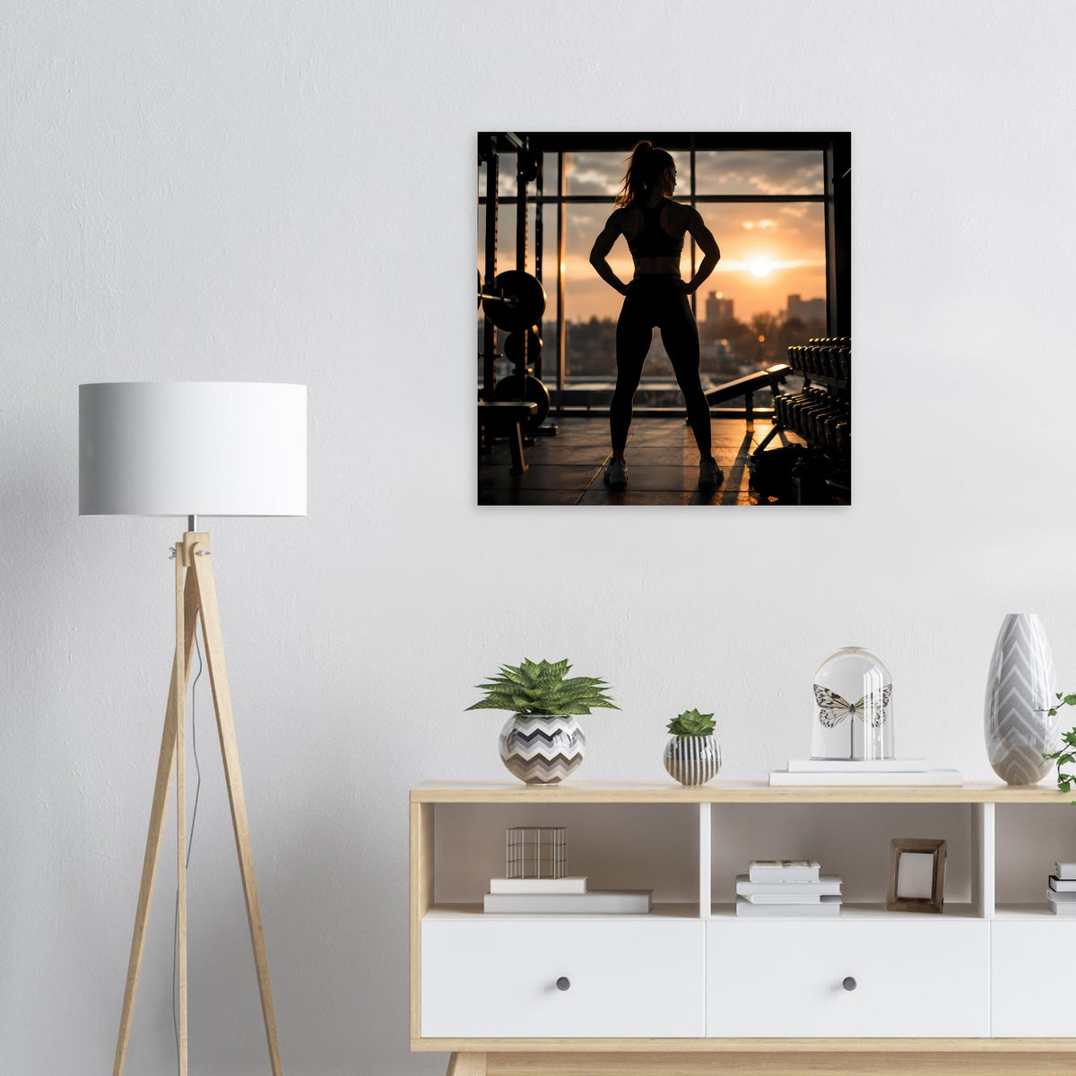 Fitness-Poster mit schwarzem Rahmen: Silhouette einer Frau beim Training im Sonnenuntergang