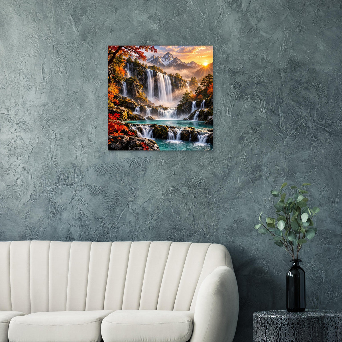 Quadratisches Poster mit Wasserfällen und Alpenbergpanorama im goldenen Herbstlicht