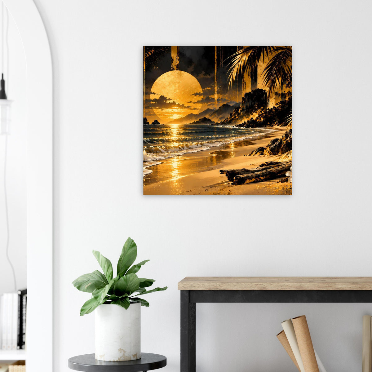 Kunstposter mit goldenem Sonnenuntergang am Strand, Palmen und schimmerndem Wasser