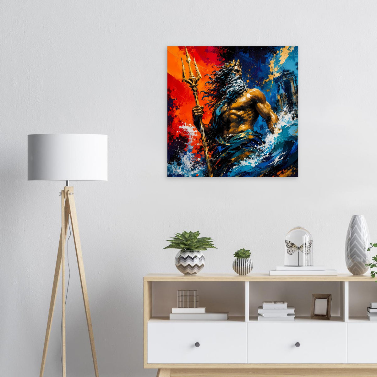 Gerahmtes Quadrat-Poster mit Meeresgott und Dreizack, dynamische Blau-Orange Farbkleckse.