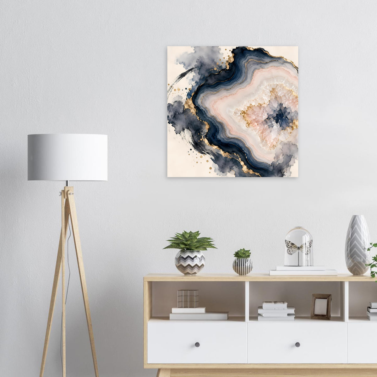 Quadratisches abstraktes Geoden-Poster in Rosé und Blau mit Goldakzenten