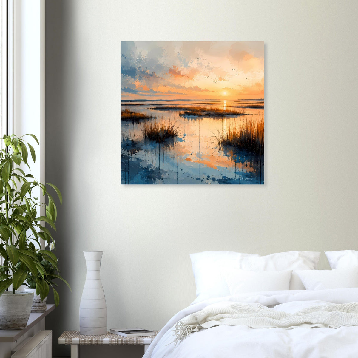 Quadratisches Poster: Sonnenuntergang über ruhiger Küste mit Spiegelung im Wasser