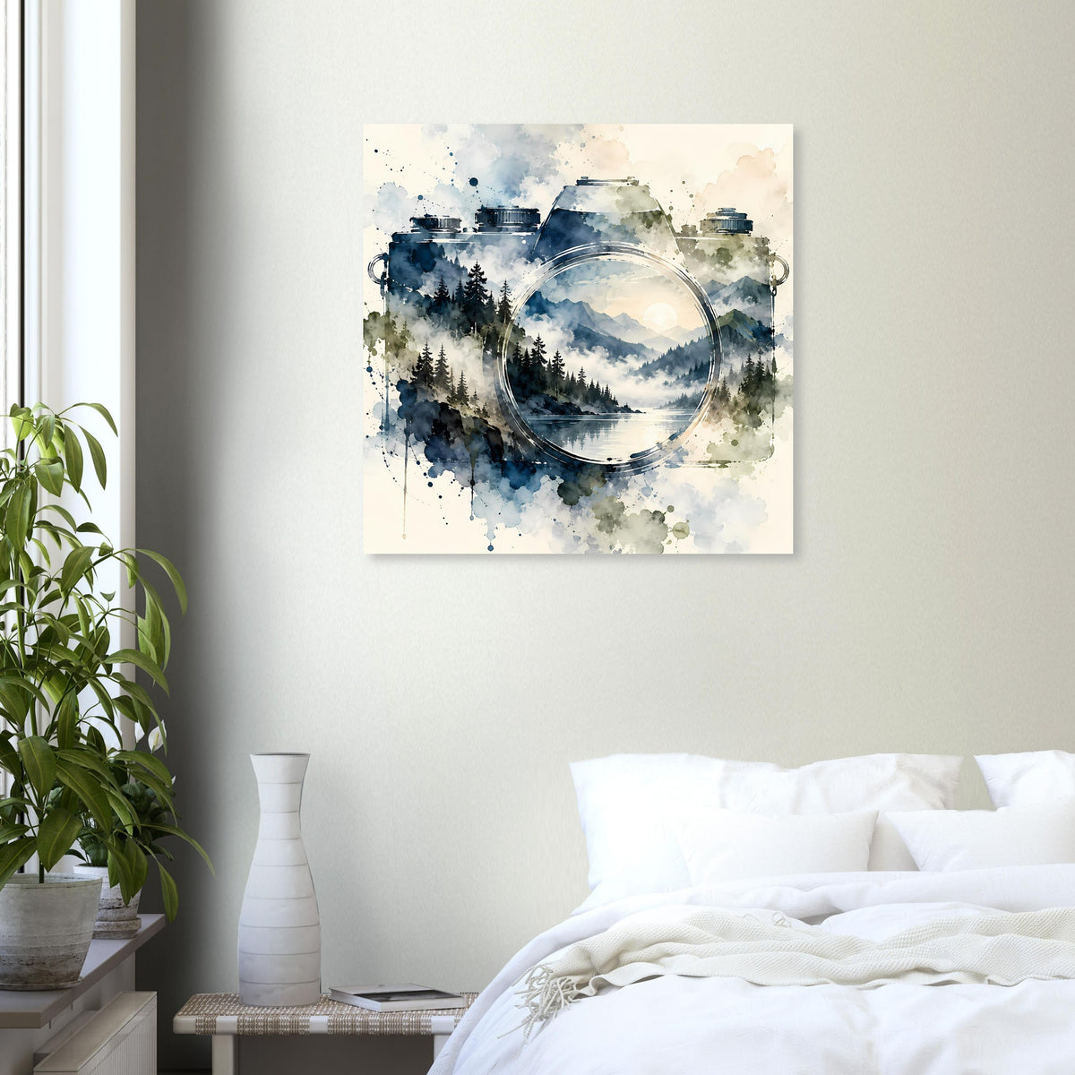 Quadratisches Aquarell-Poster mit runder Szene: Berge, Wald und Mond in Blau