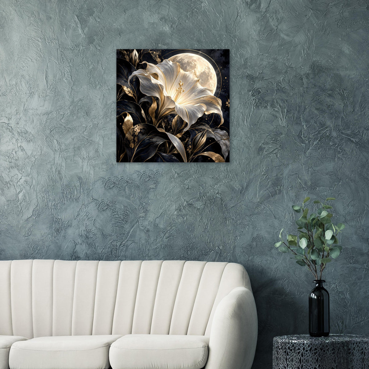 Wandbild mit leuchtender Blume und Mond im Schwarz-Gold-Motiv