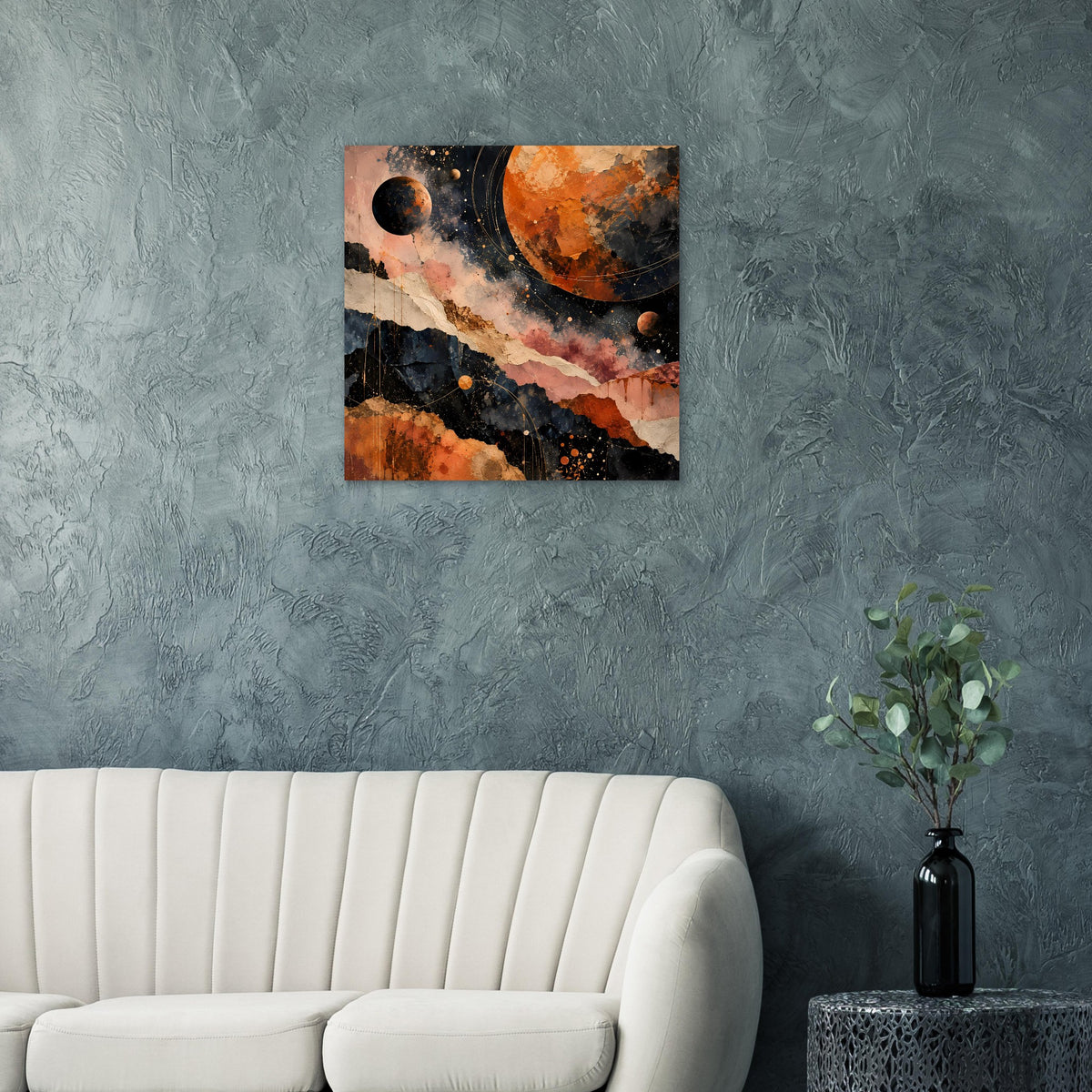 Quadratischer Kunstdruck: gerahmtes abstraktes kosmisches Motiv in warmen Erdtönen