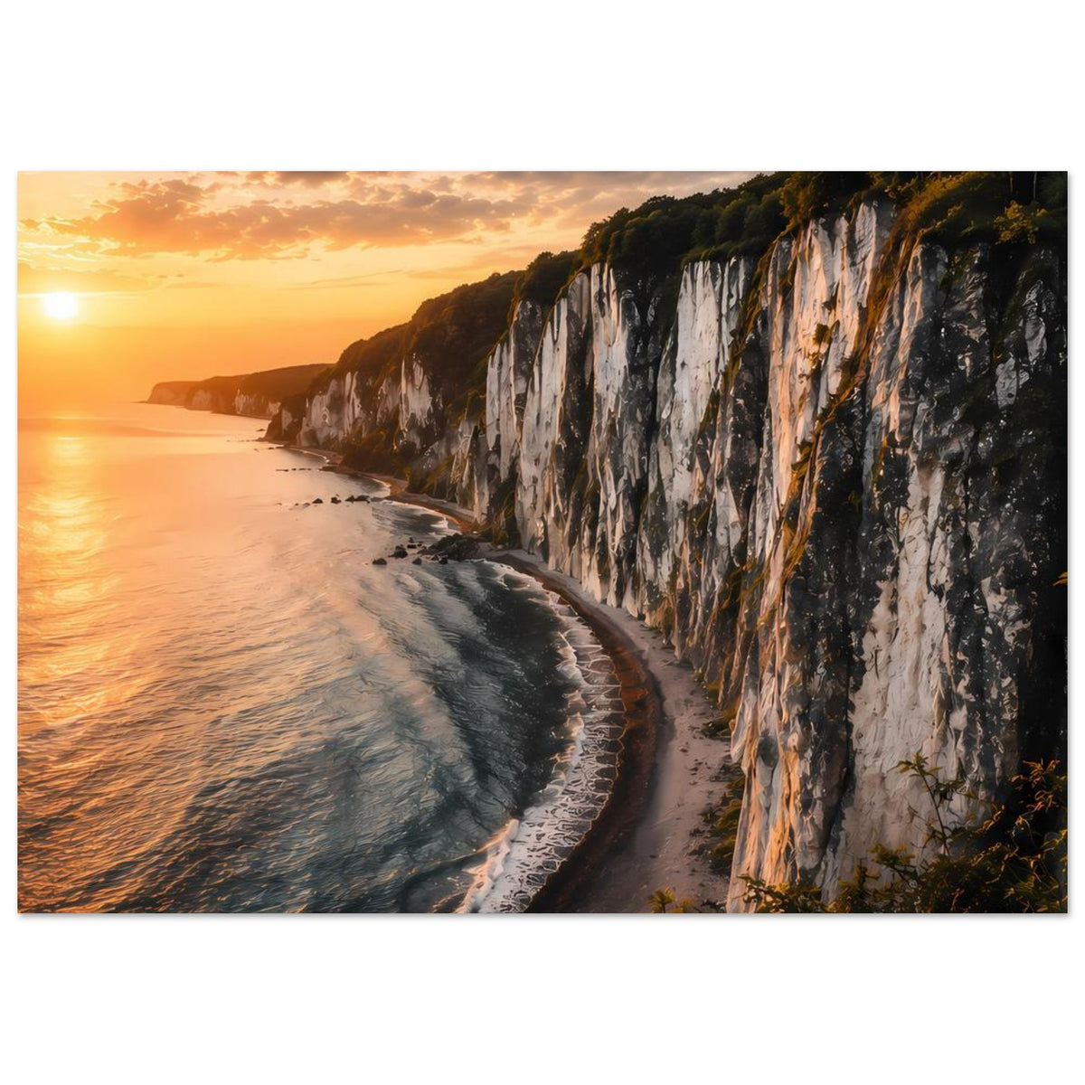 Poster: Steilküste mit kurviger Küstenlinie und Meer bei Sonnenuntergang