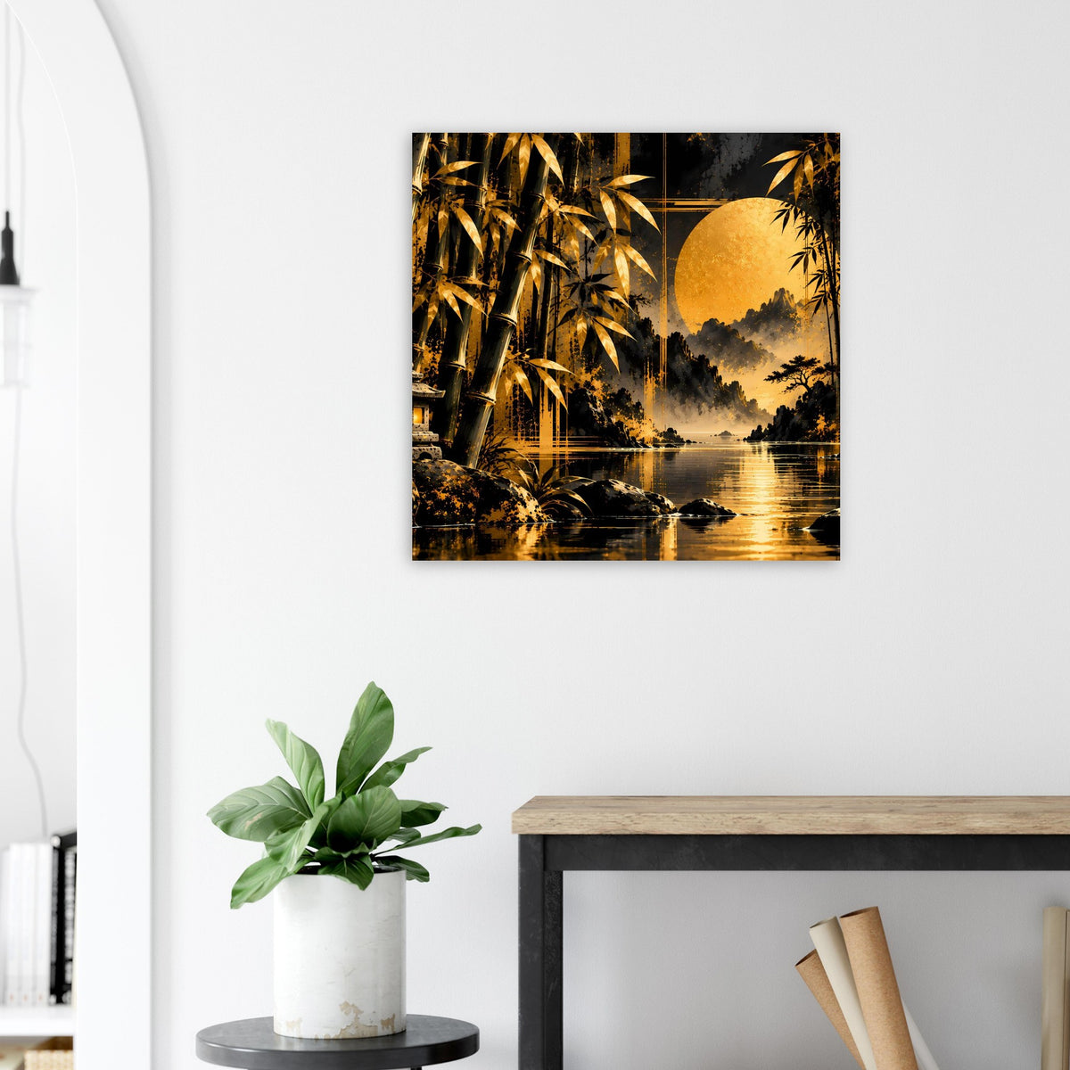 Poster mit goldenen Bambuslinien, ruhiger Landschaft am Wasser und strahlender Sonne