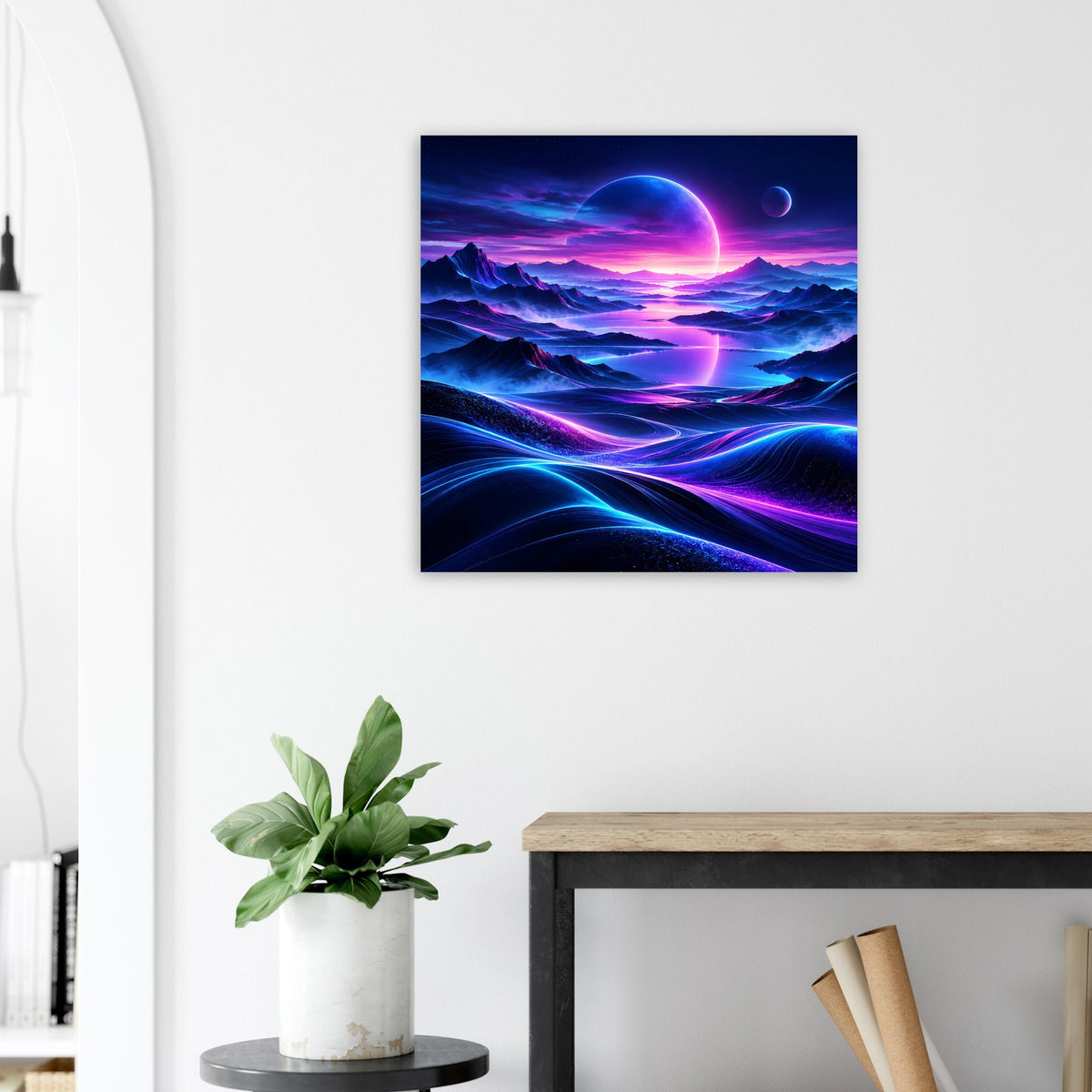 Neon-Weltraum-Poster im Quadrat: leuchtender Planet und mehrfarbige Lichtstreifen