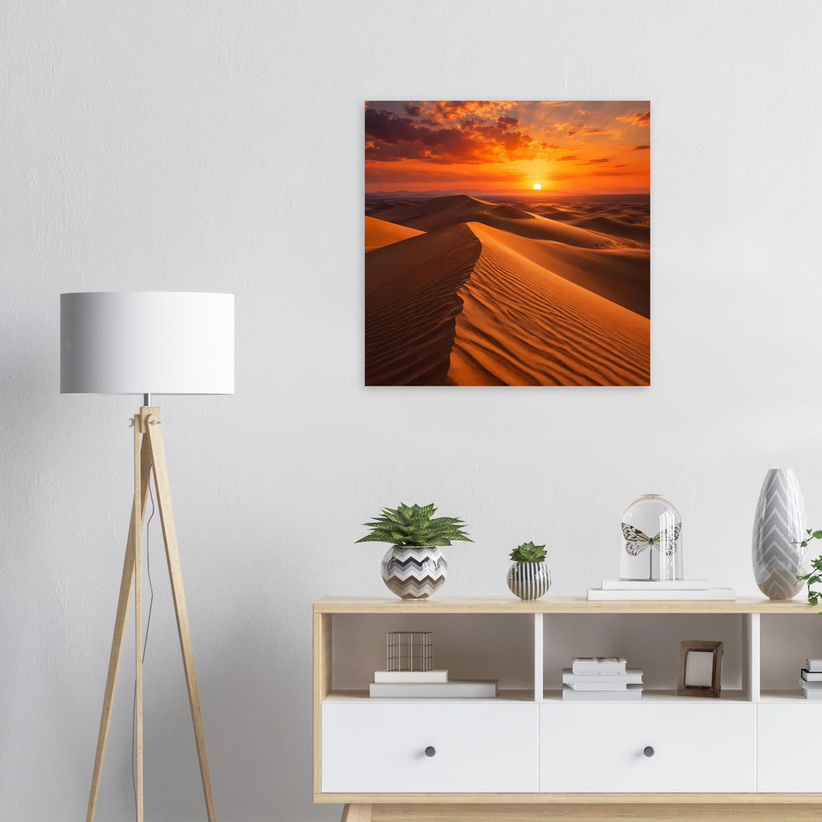 Gerahmtes Poster mit Wüstendünen und goldenem Sonnenuntergang