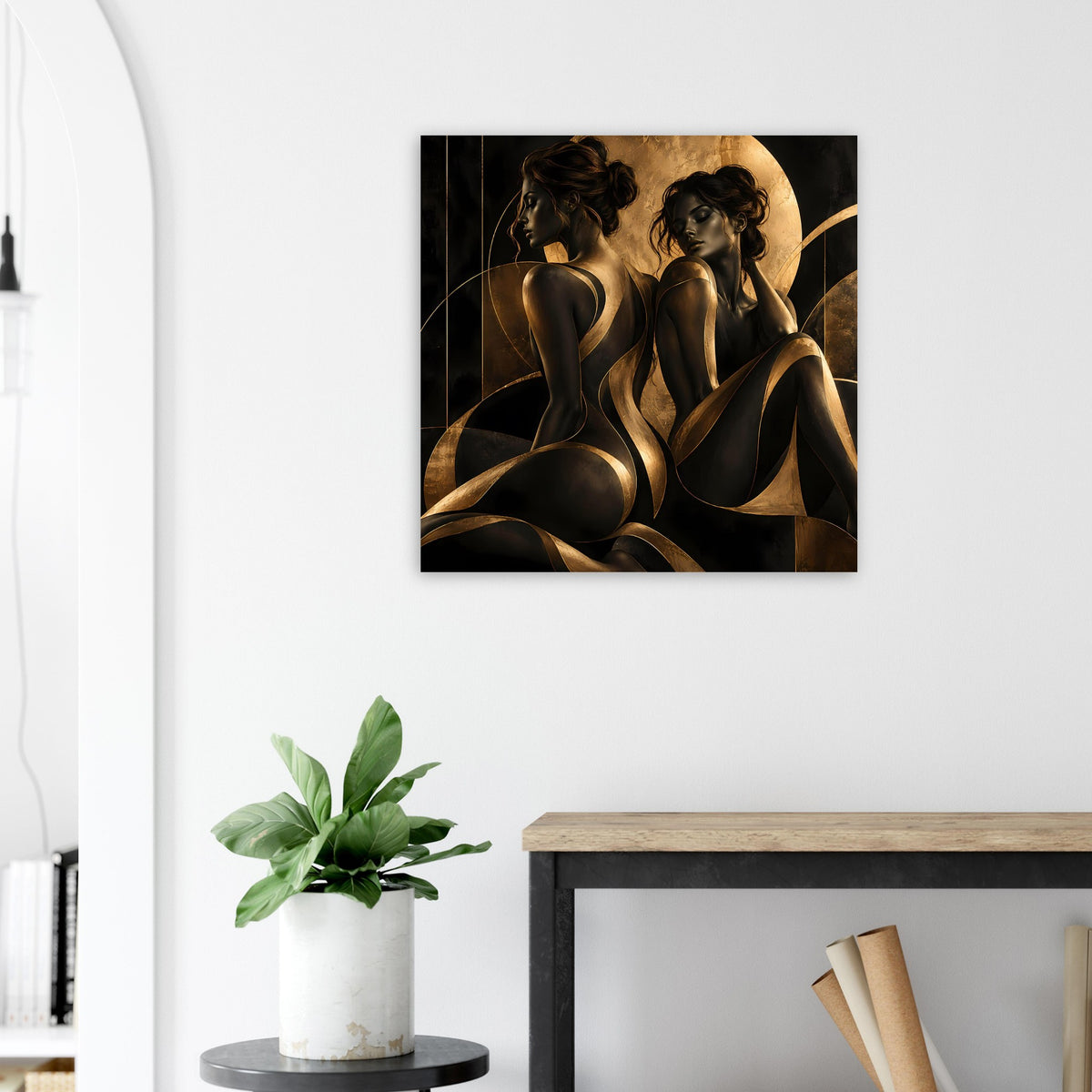 Quadratisches Kunstposter mit zwei Frauenakt-Silhouetten in Schwarz und Gold