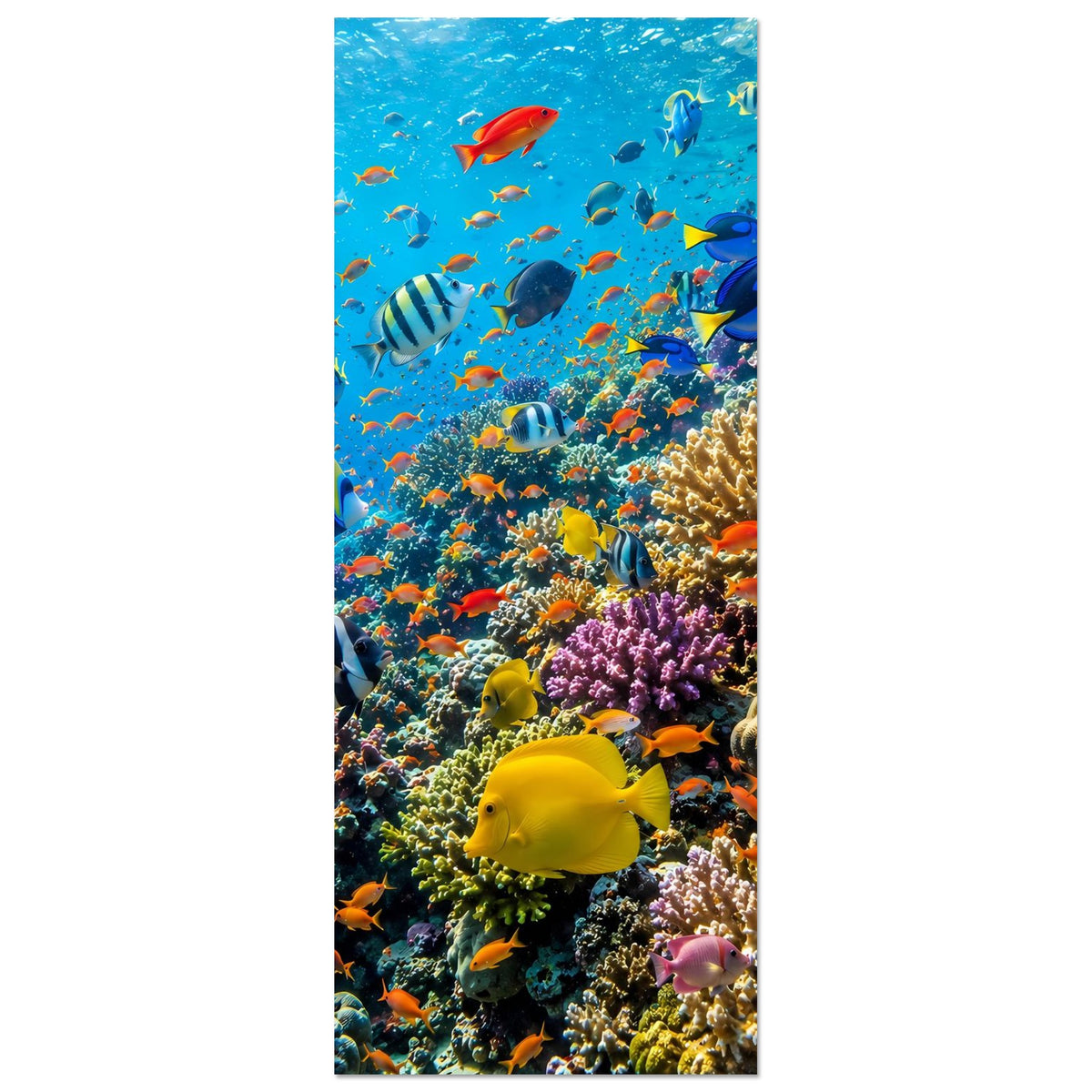 Vertikales Poster mit Korallenriff und bunten tropischen Fischen im Detail