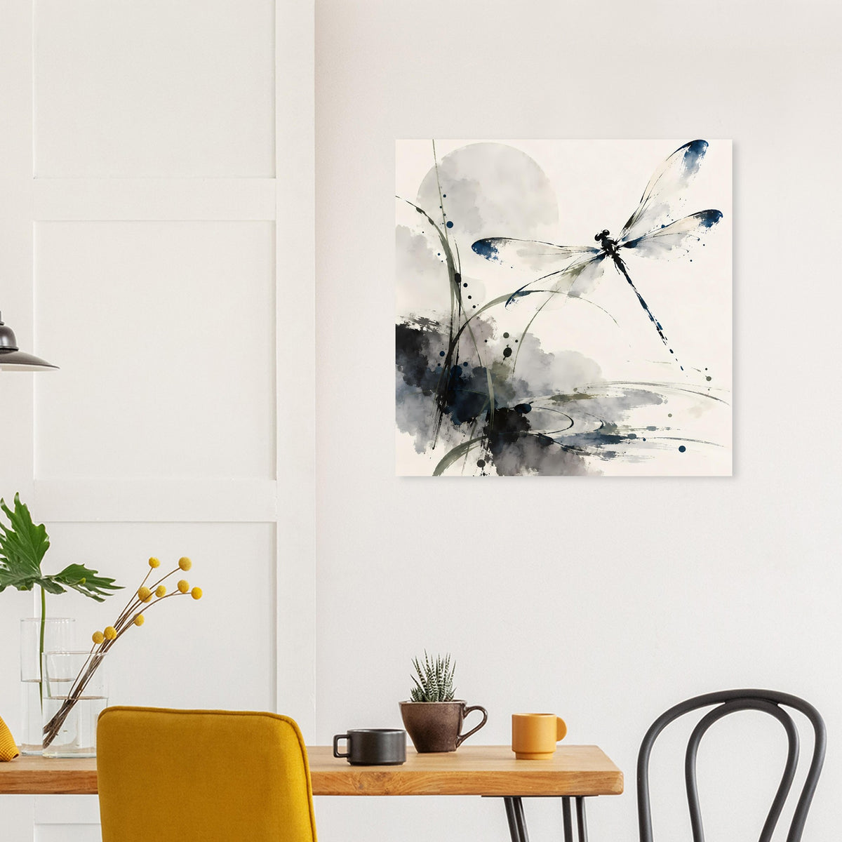 Aquarell-Poster mit Libellenmotiv in Blau und Grau, schwarze Konturen, rechteckig