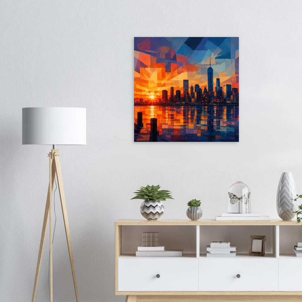 Quadratisches Poster mit abstrakter Stadt-Skyline und Sonne im orange-blauen Farbverlauf.