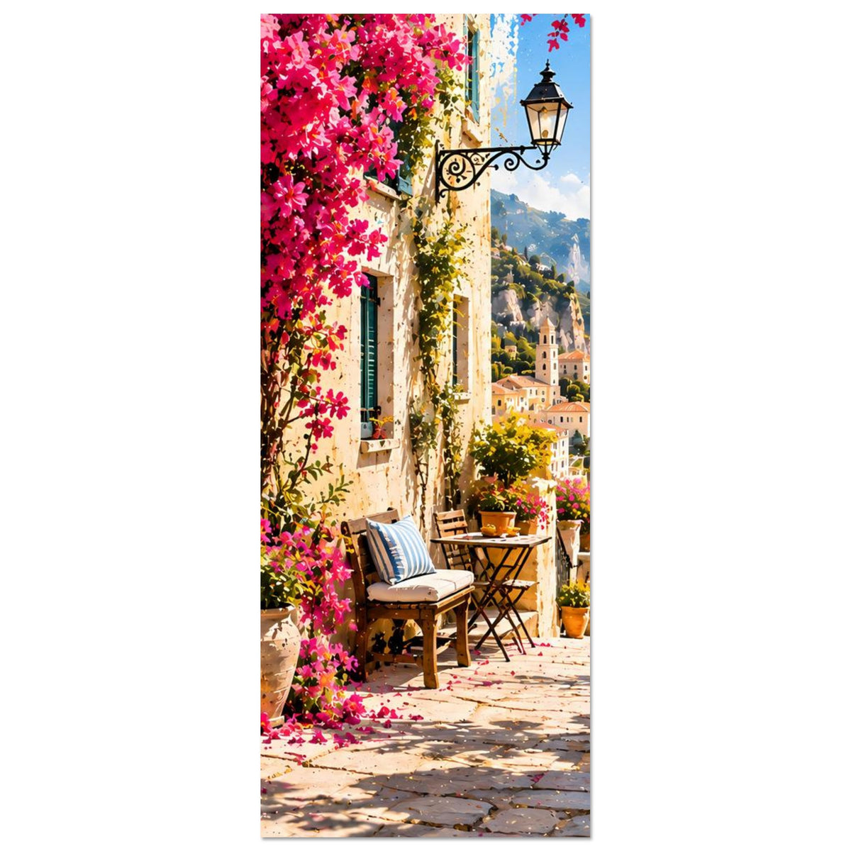 Mediterranes Hochformat-Poster mit Gasse, pinken Blüten und Aussicht über das Meer