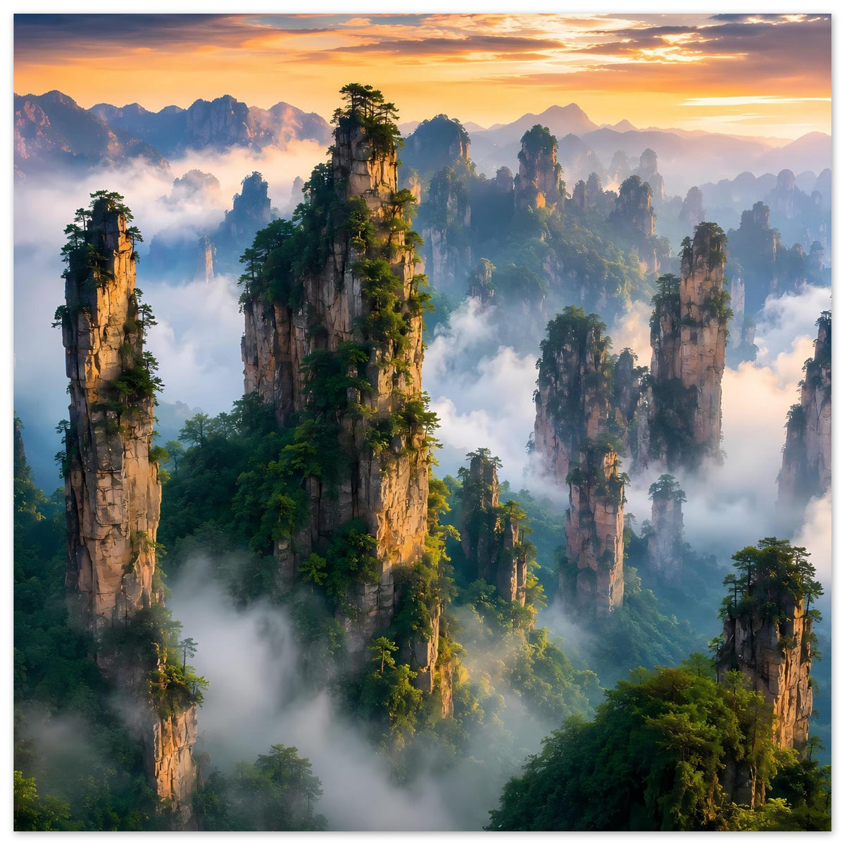 Vertikales Poster: Berglandschaft bei Sonnenaufgang mit vielen Felsnadeln und Nebel