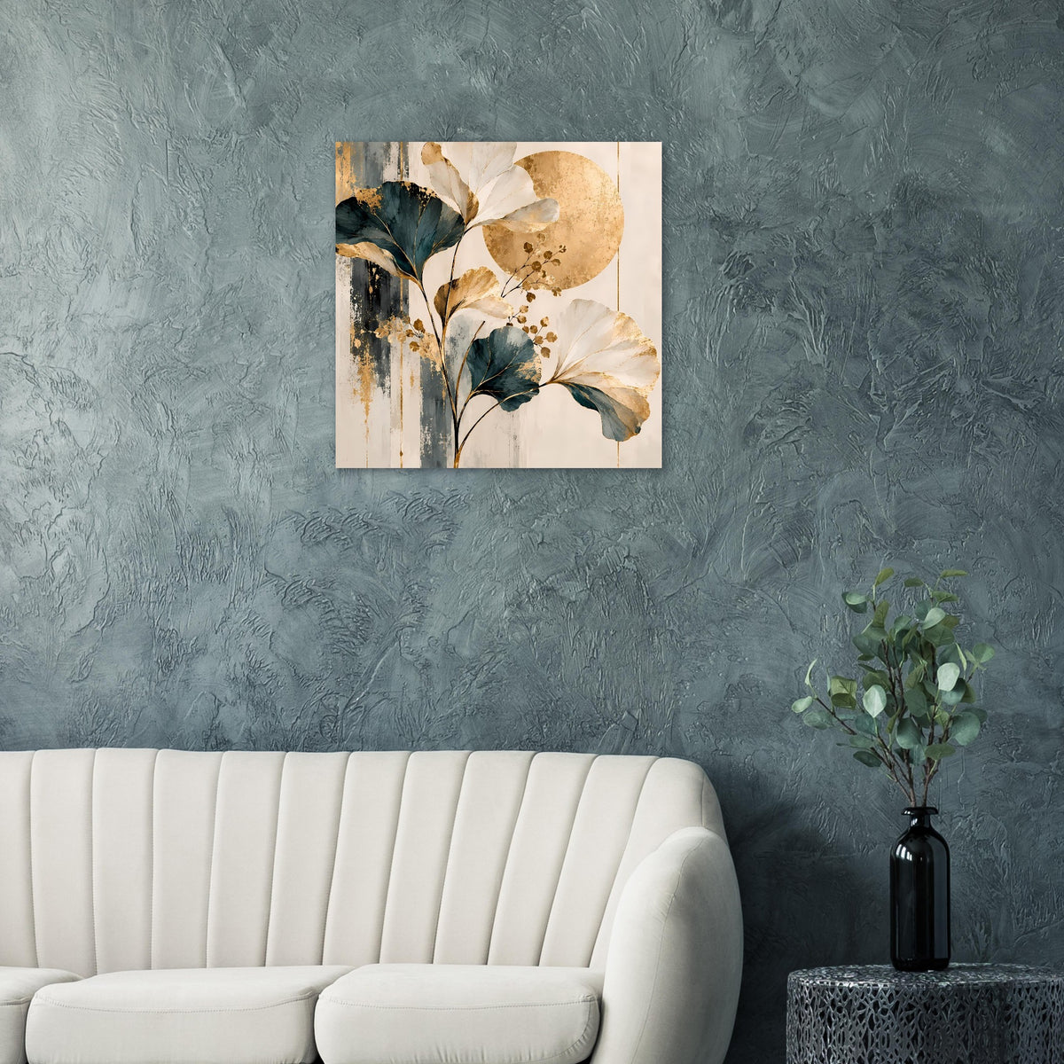 Wandposter mit goldenen Ginkgoblättern und abstrakter Sonnenscheibe, blaugrüne Blattmotive