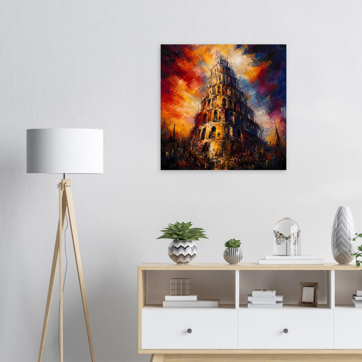 Quadratisches Poster mit dem Turm von Babel in bunten Farbtönen, von Wolken umgeben.