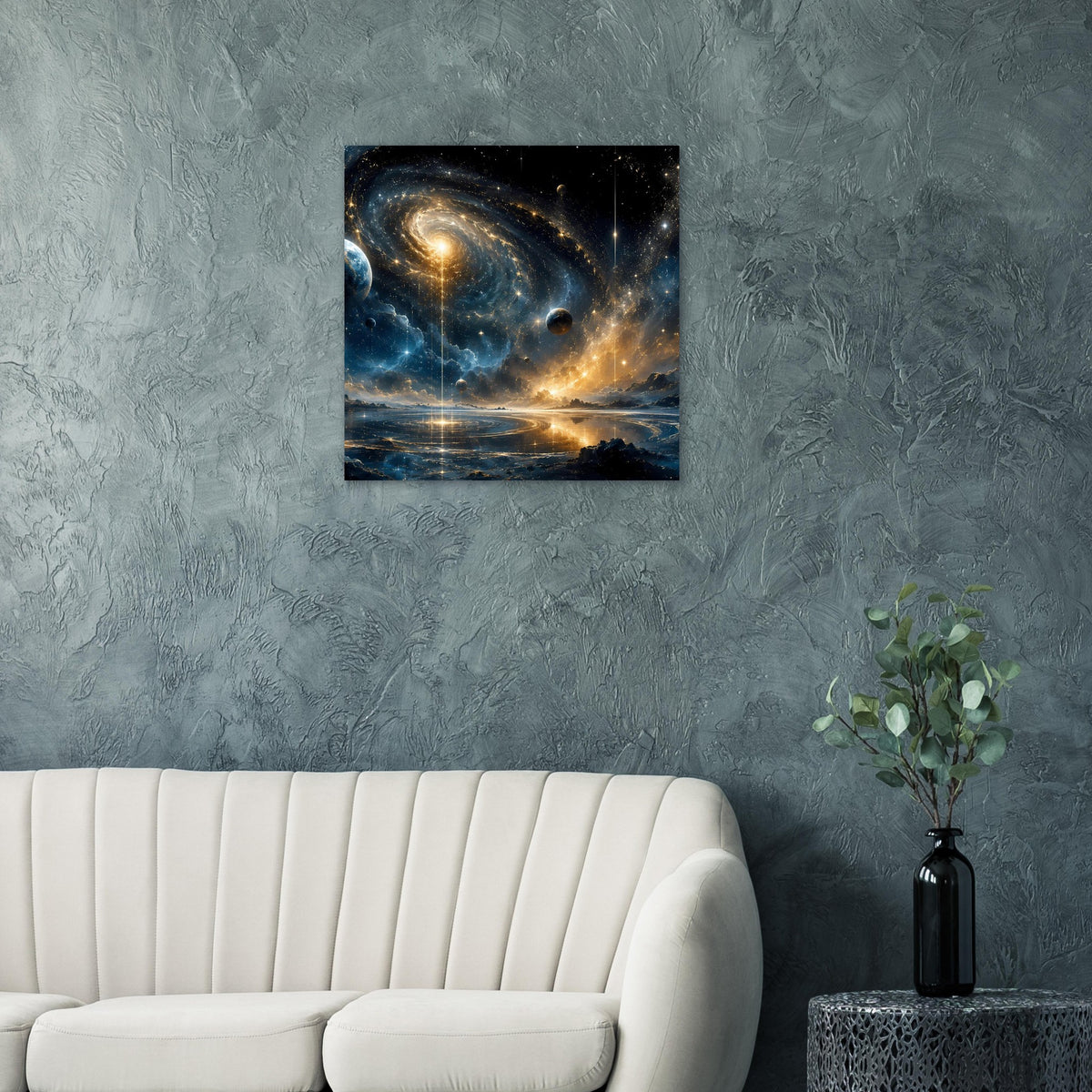 Wandposter mit Spiralgalaxie, Sternen und Planeten über goldblauem Horizont