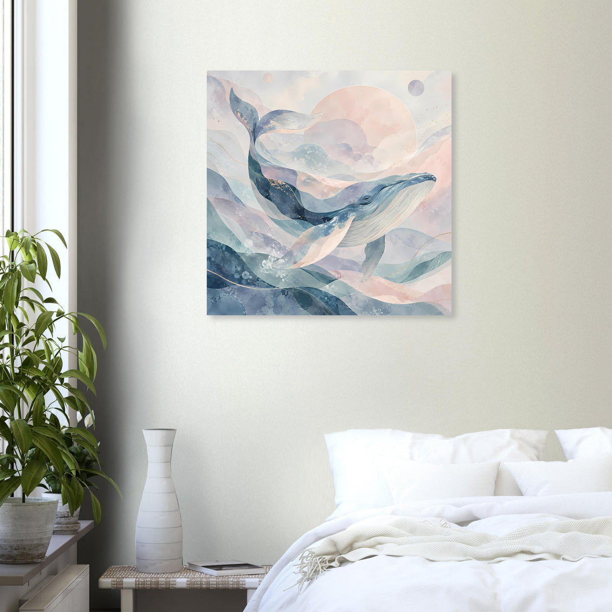 Quadratisches Kunstposter mit Wal-Motiv und sanften Blau-, Beige- und Rosenuancen