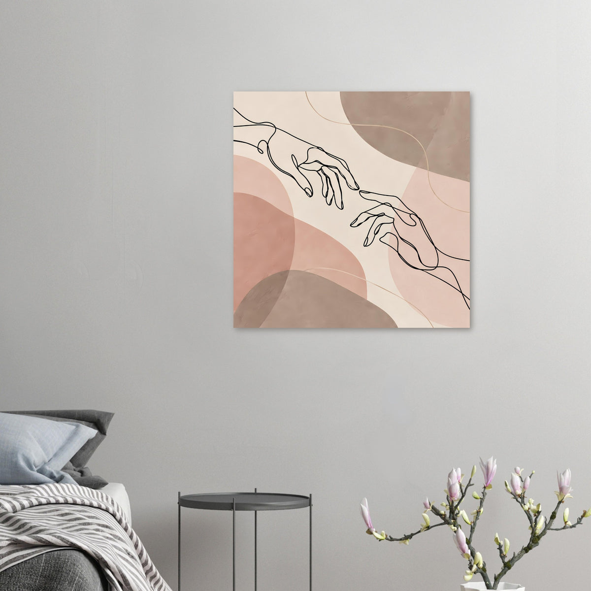 Quadratisches Wandbild: minimalistische Handzeichnung in schwarzen Linien auf Erdtönen