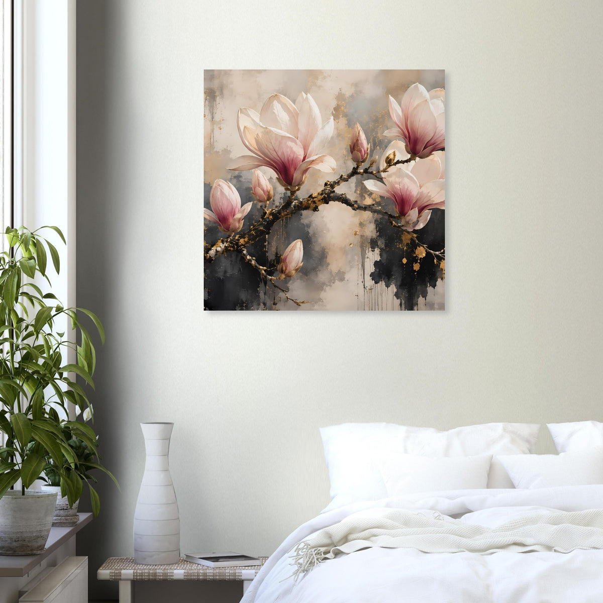 Quadratisches Wandposter mit rosafarbenen Magnolienblüten und goldenen Astakzenten