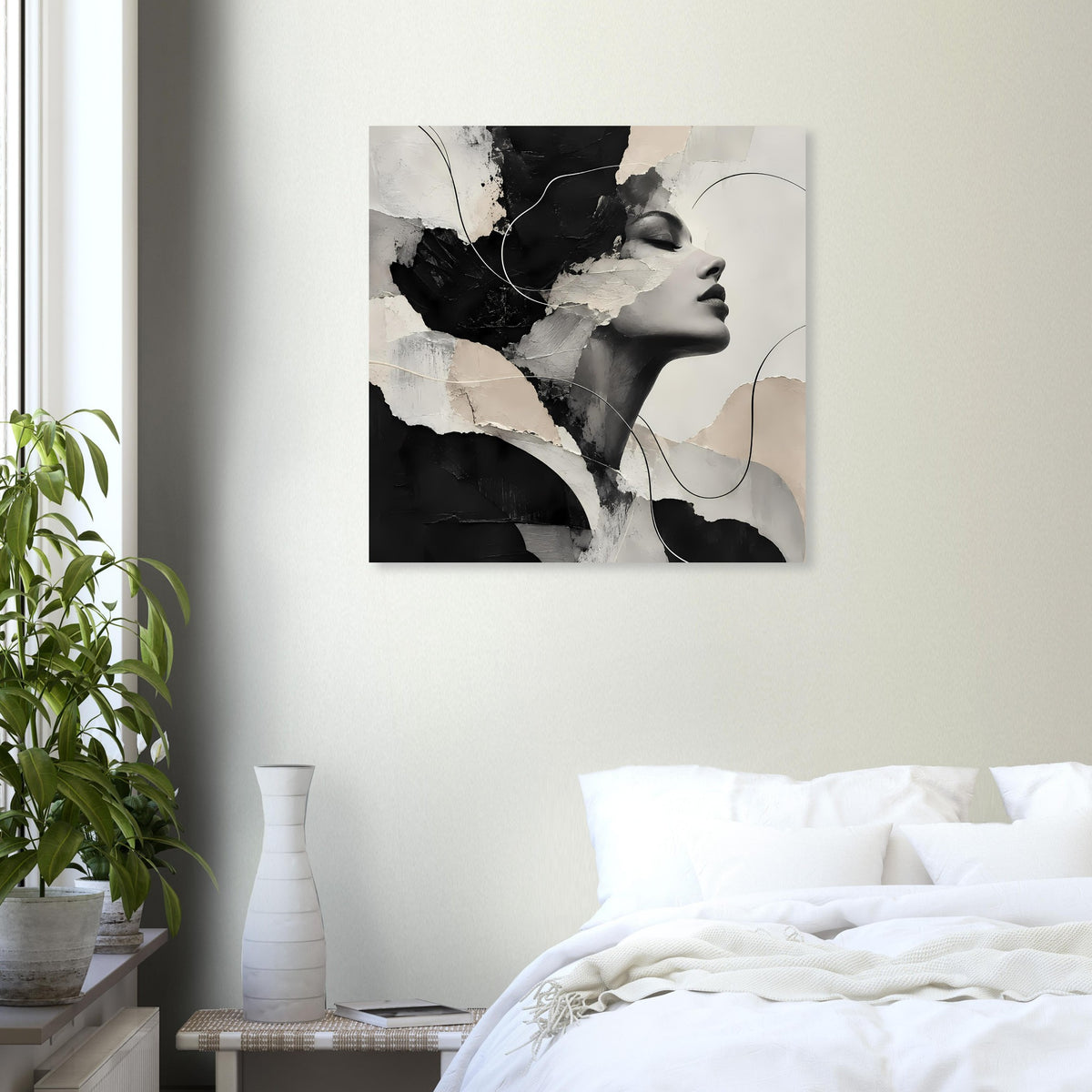 Quadratisches Kunstposter mit abstraktem Frauenprofil in Schwarz, Weiß und Beige