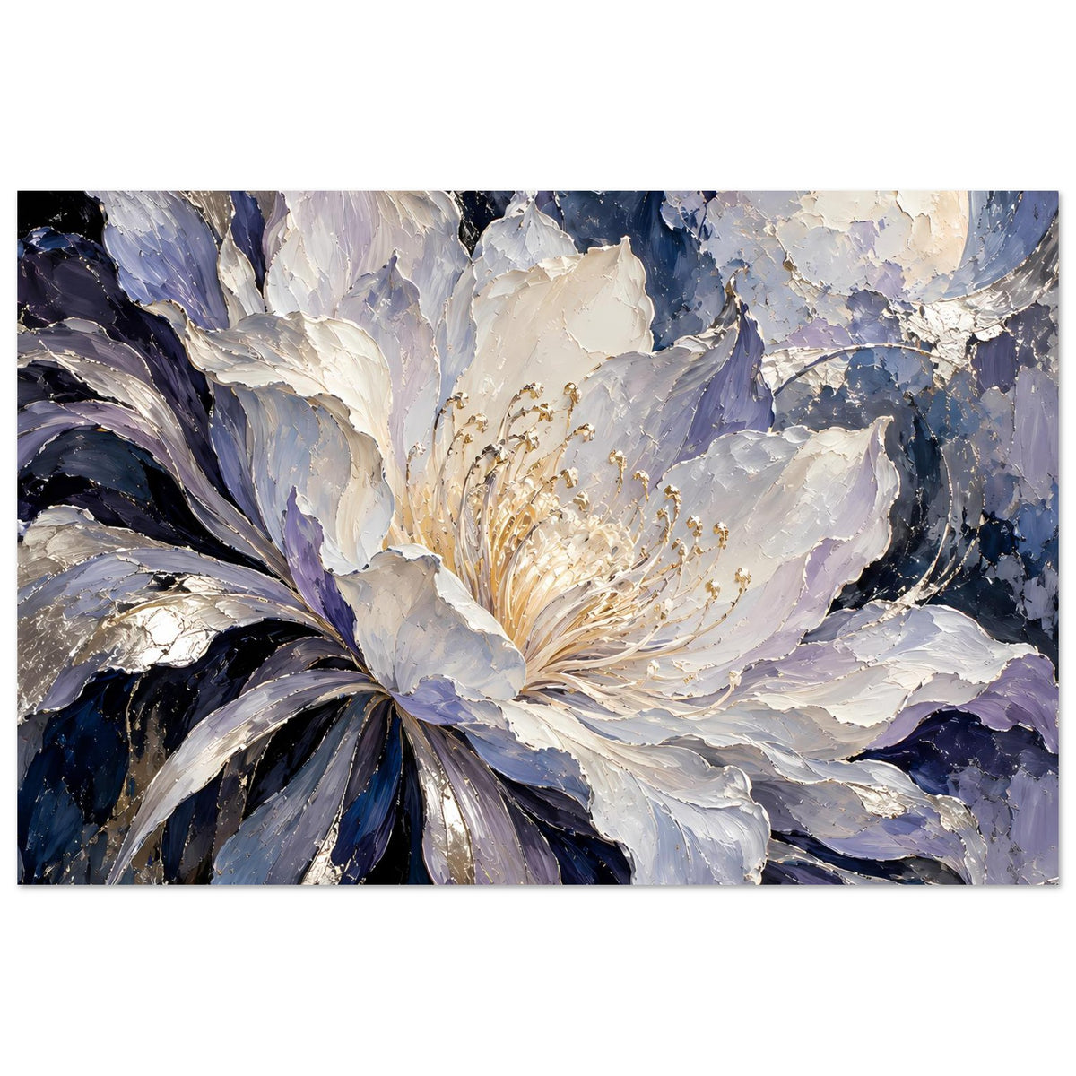 Poster mit üppiger abstrakter Blüte in Weiß und Violett, goldene Details und Mond