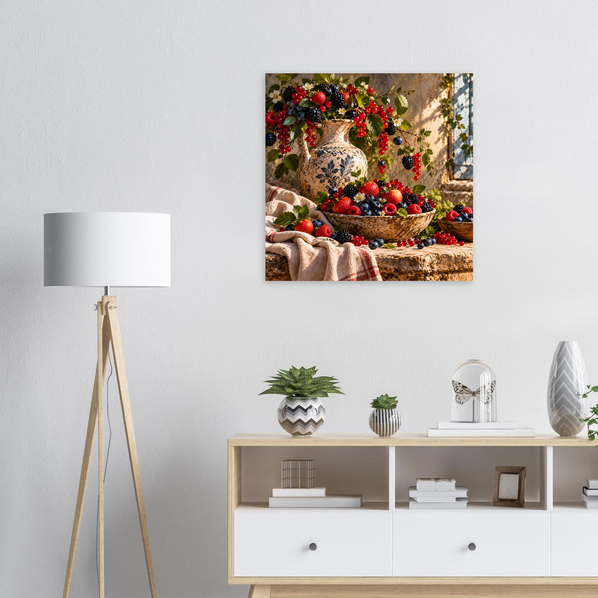 Quadratisches Poster mit Stillleben aus Beeren, Vase und Obstschale