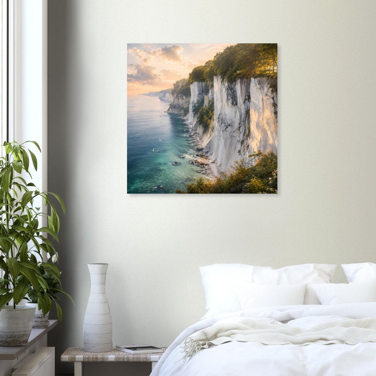 Quadratisches Poster: Küstenfelsen, türkisblaues Meer und Wolken am Himmel