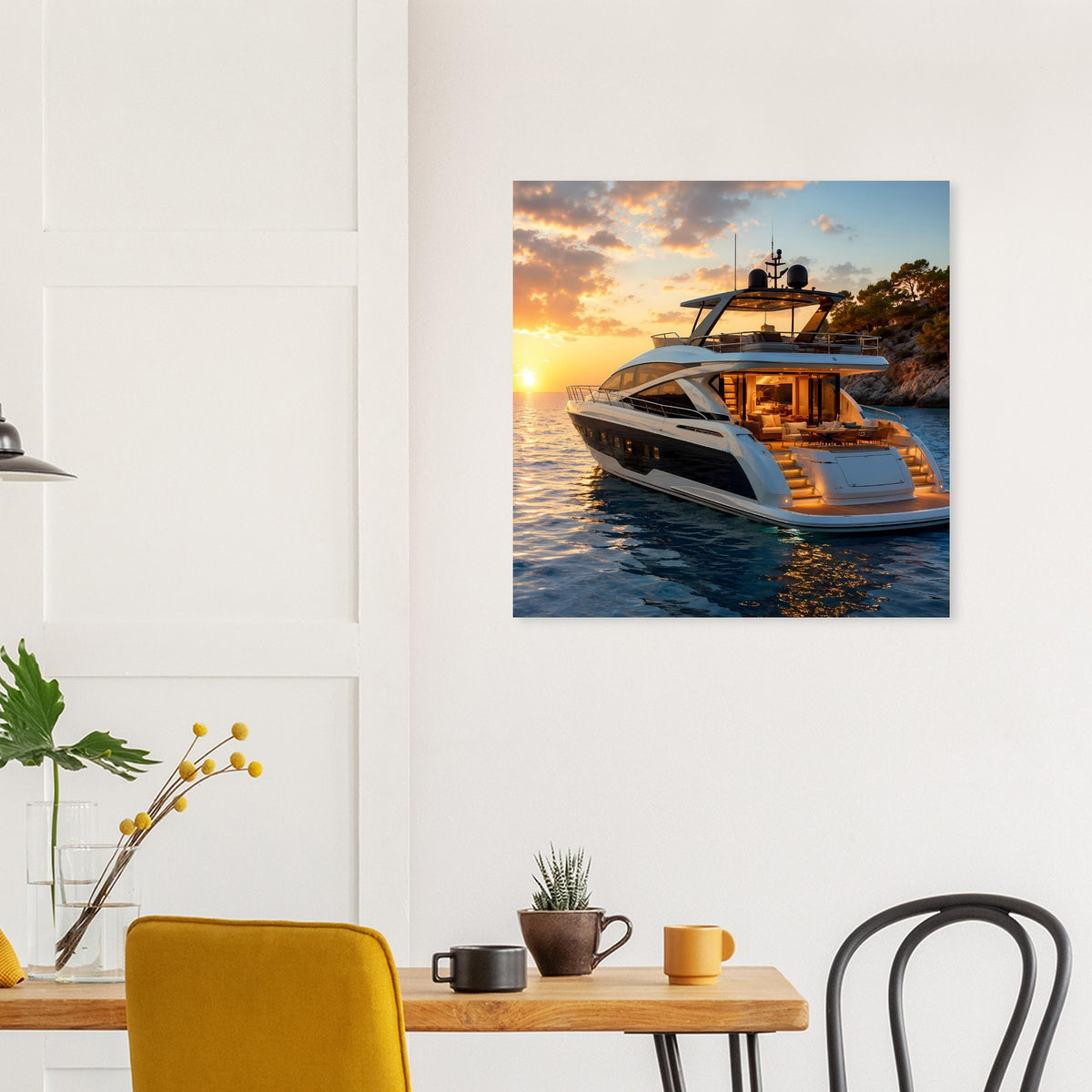 Poster mit Motoryacht an der Küste, warmes Licht am Sonnenuntergang