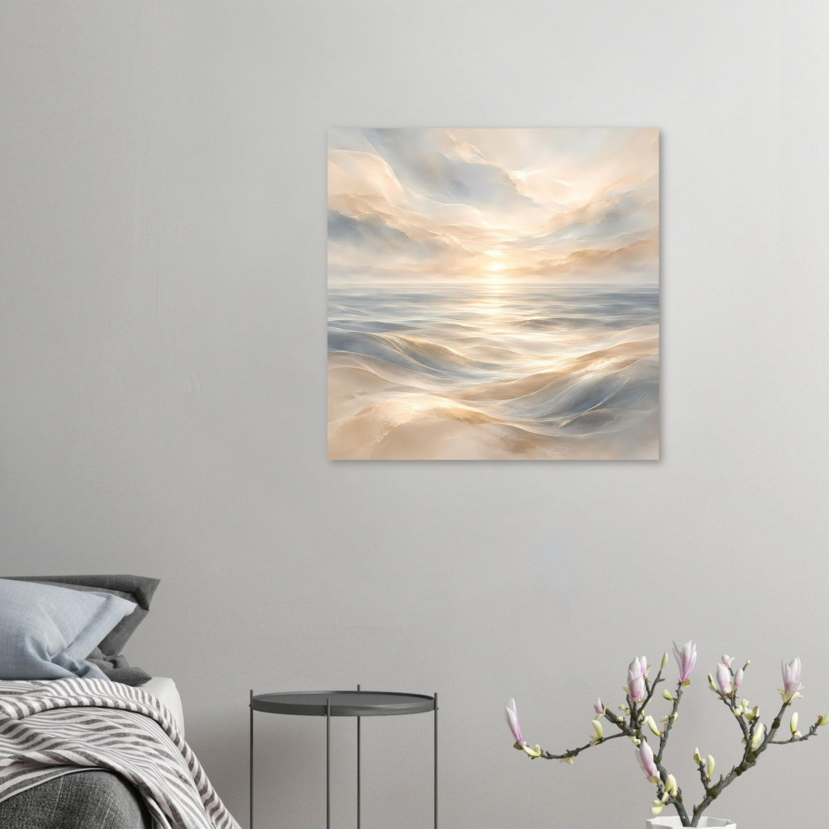 Quadratisches, gerahmtes Poster mit ruhigen Meereswellen und warmem Sonnenaufgang
