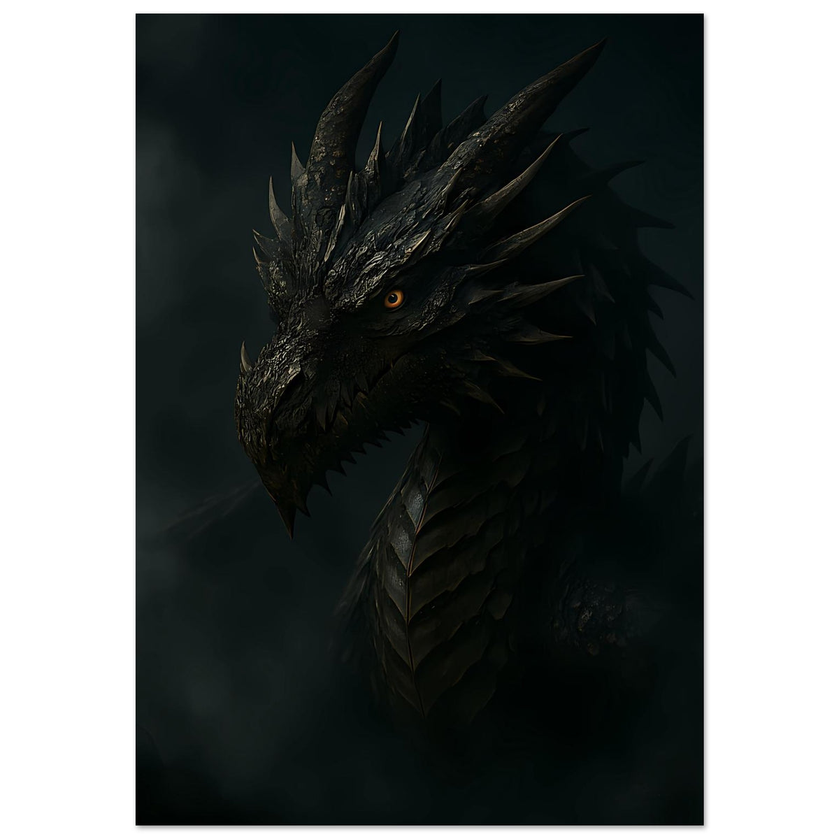 Drachenkopf-Poster: schwarzer, schuppiger Drache mit orangefarbenem Auge und geöffneten Flügeln