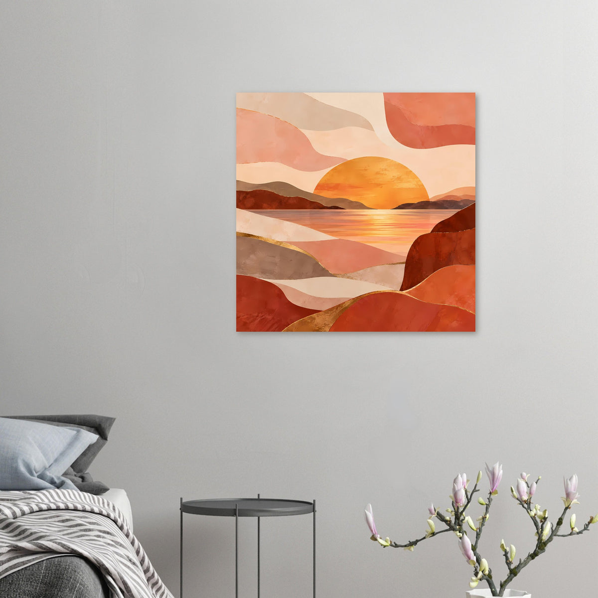 Quadratisches Poster mit abstraktem Sonnenuntergang: Sonne, Berge, Gewässer und ruhige Wellen
