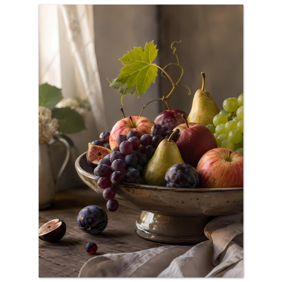 Fruchtstillleben-Poster, vertikal: Obstschale mit Trauben, Äpfeln und Birne