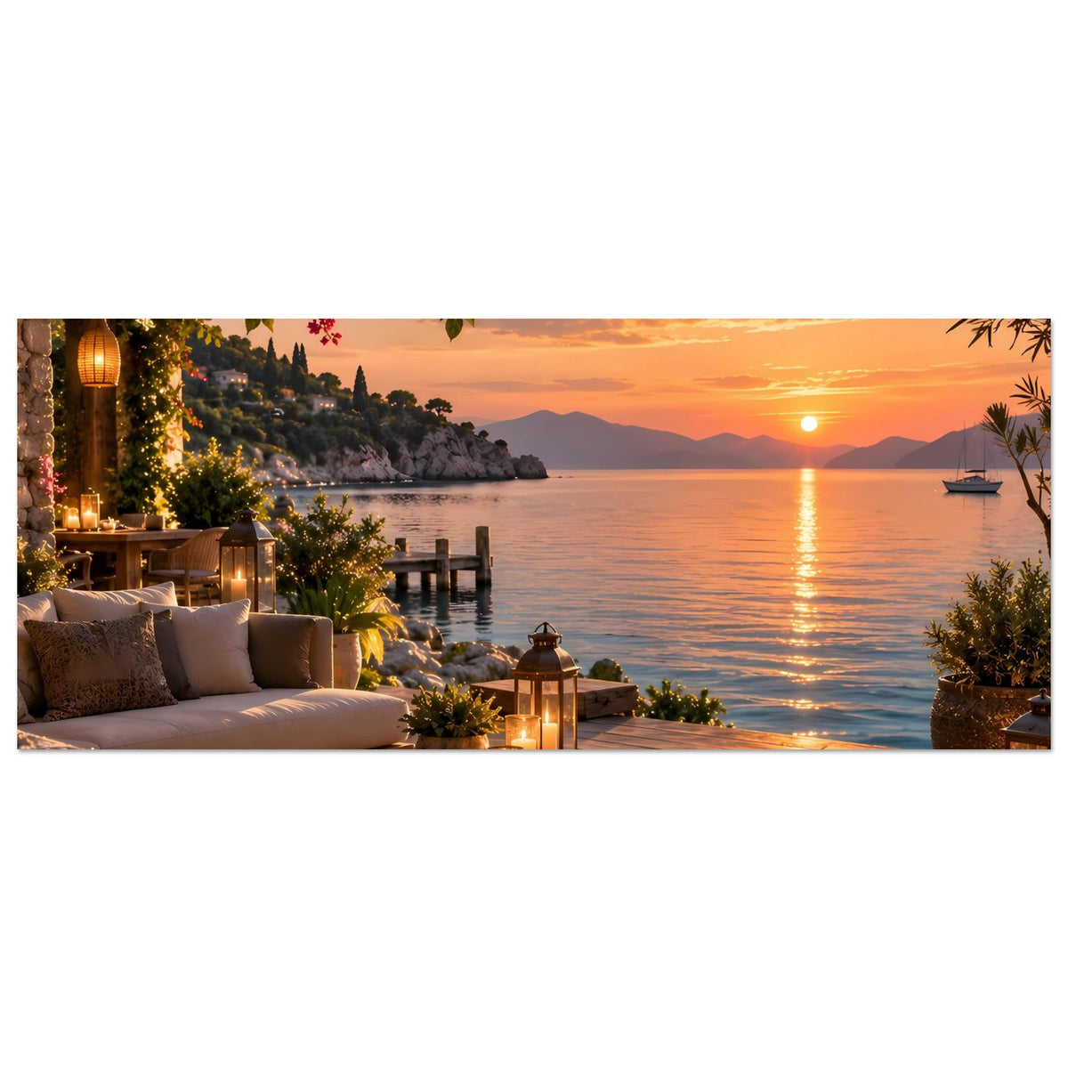 Breites Küsten-Terrassenposter mit Terrasse, Laternen und Bougainvillea im Abendlicht